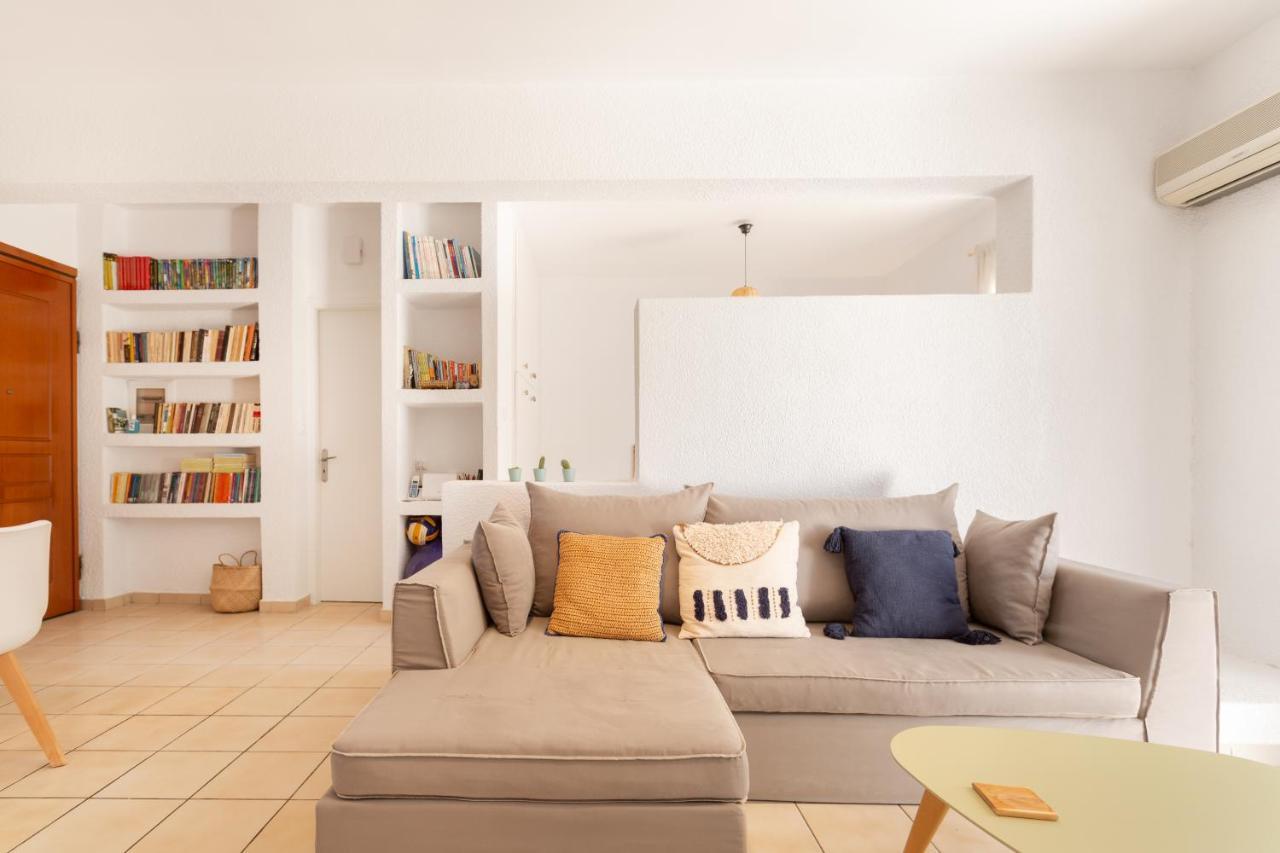 Del Mar Luxury Apartment 30M From The Beach Pórto Ráfti Exteriör bild
