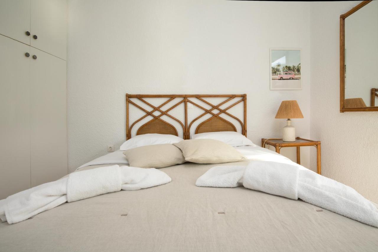 Del Mar Luxury Apartment 30M From The Beach Pórto Ráfti Exteriör bild
