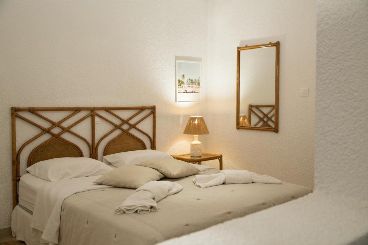 Del Mar Luxury Apartment 30M From The Beach Pórto Ráfti Exteriör bild