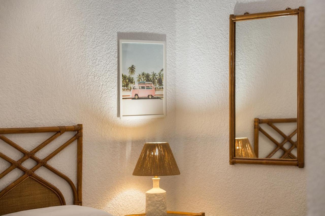 Del Mar Luxury Apartment 30M From The Beach Pórto Ráfti Exteriör bild